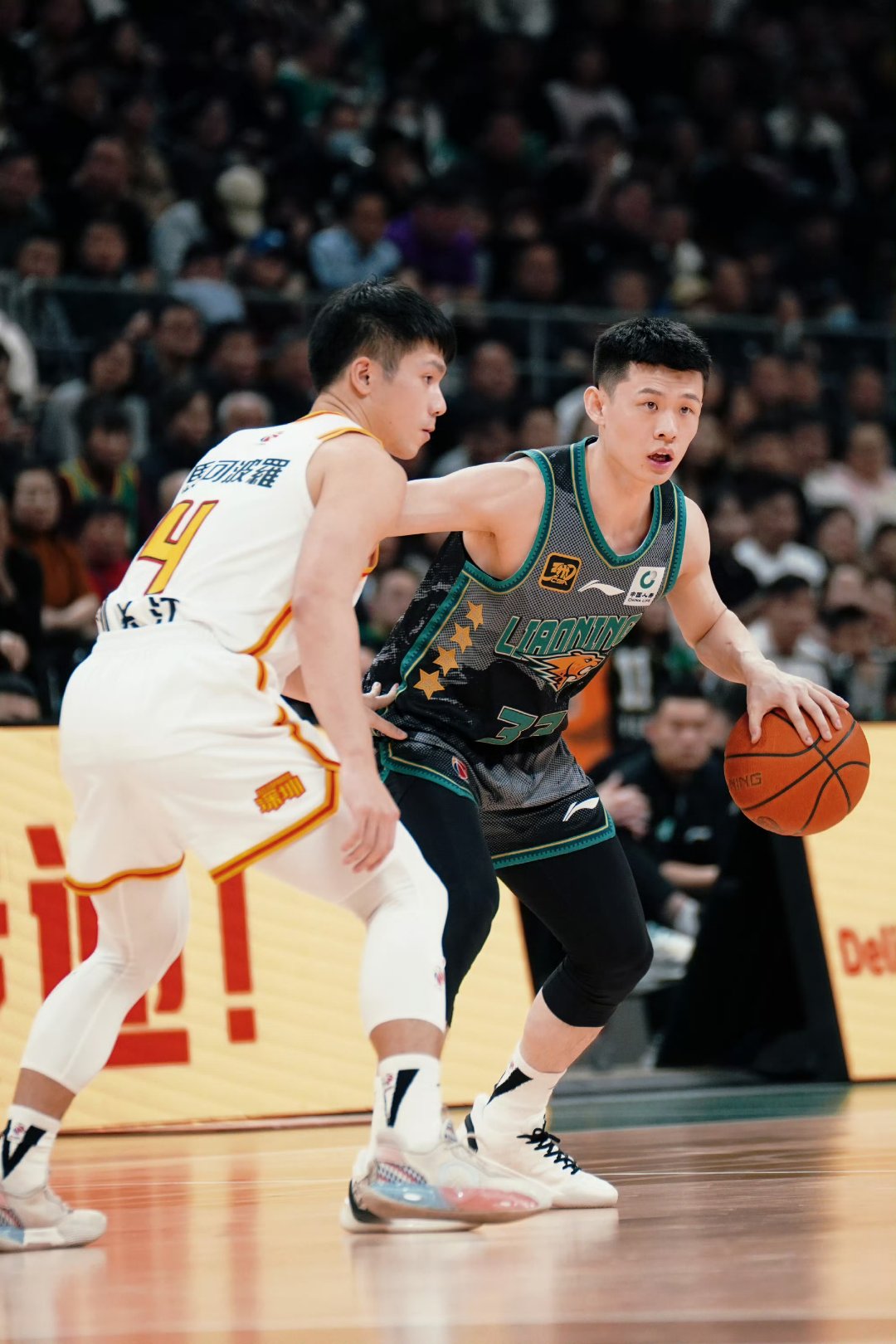 问鼎娱乐-今晨深圳男篮备战CBA常规赛；状态回暖细节曝光；信心回归；纪律约束更严格的简单介绍