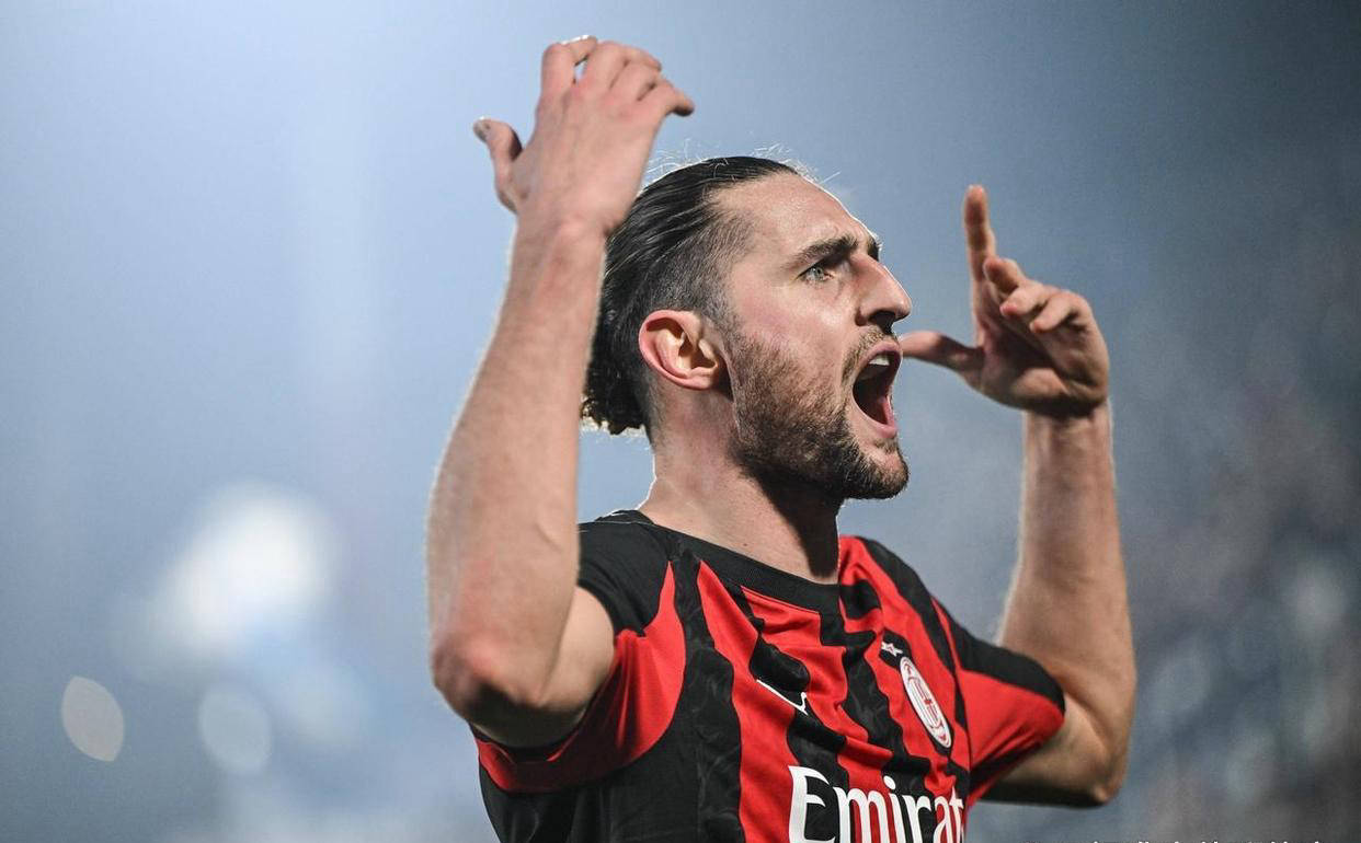 问鼎- 转折点！AC米兰完成体检，全明星赛冲刺阶段攻防权衡，震撼外界，训练强度明显提升