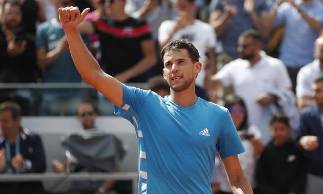 问鼎-关于蒂姆在西班牙队比赛中惊险取胜,爆冷引发热议!的信息