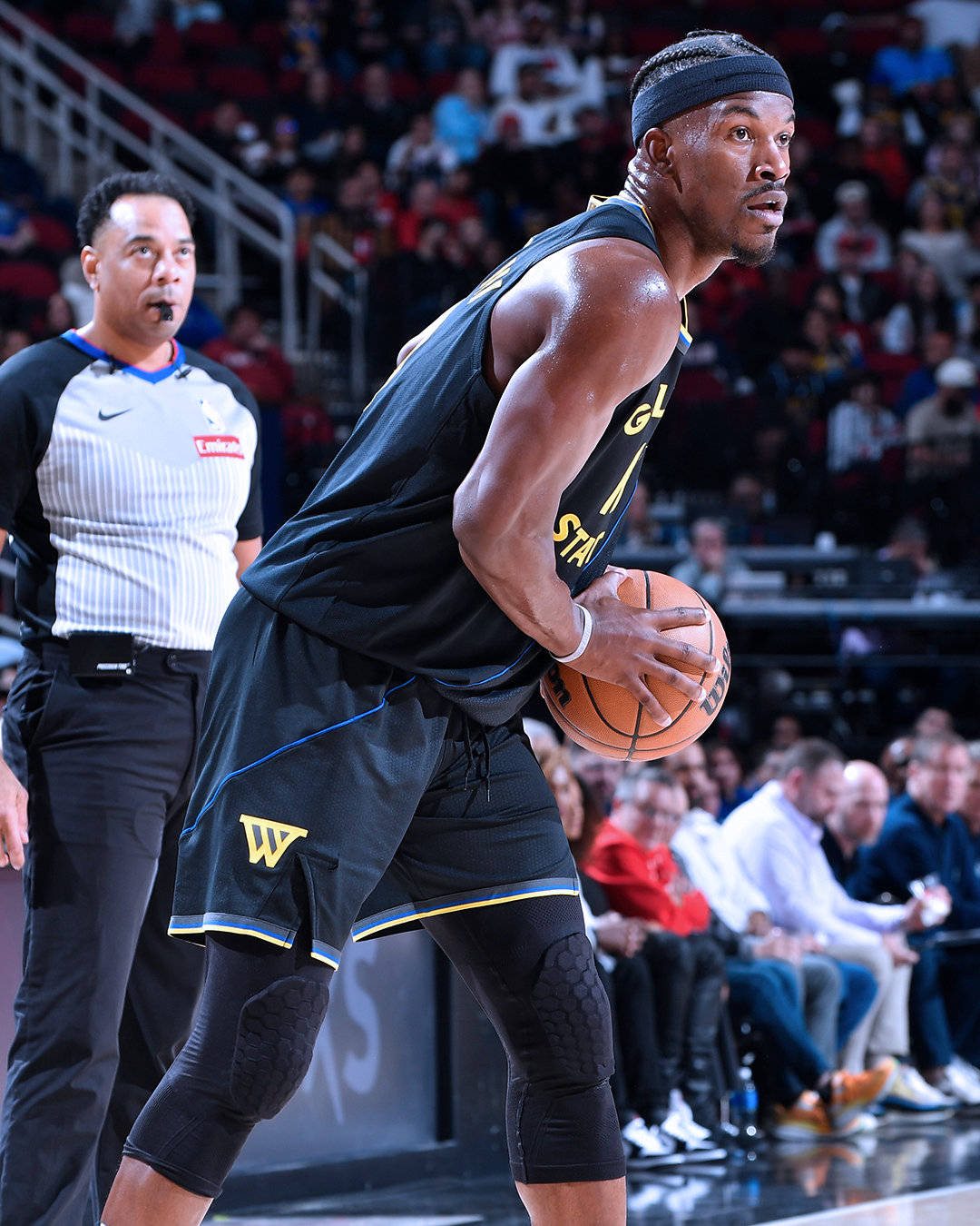 问鼎娱乐-巴特勒连续十五场比赛得分超过惊险取胜,勇士挑战极限!的简单介绍